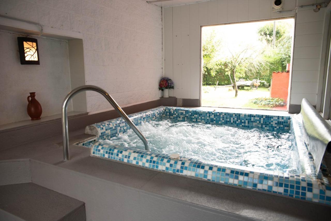 Casa De Pineiro Y Spa Opcional, De Pago 산티아고데콤포스텔라 외부 사진